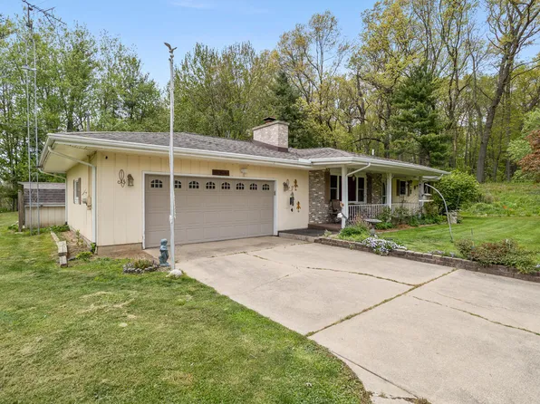 14135 Helmer Rd S, Battle Creek, MI 49015