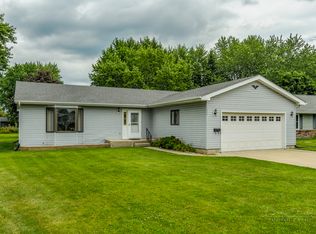 1455 Nova Rd, Sandwich, IL 60548