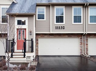 11132 Club West Cir NE UNIT B, Blaine, MN 55449