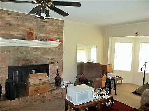 4th image of 1601 Kingfisher Dr