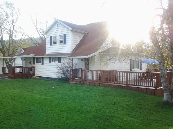 28 Kansas Branch Rd, Duke Center, PA 16729