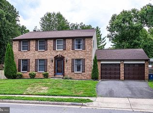3381 Monarch Ln, Annandale, VA 22003