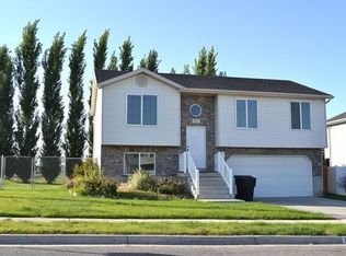 1511 W 1950 N, Clinton, UT 84015