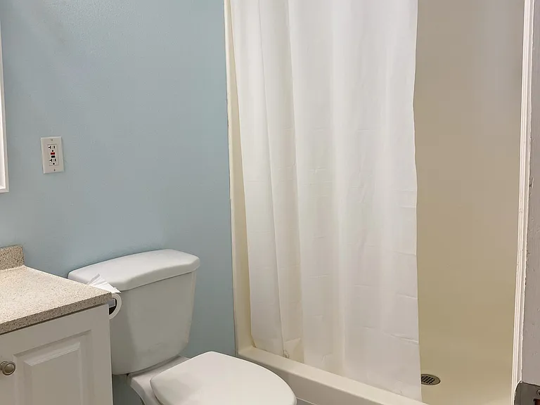 Common Bathroom View 2