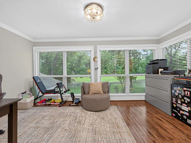 746 Stone Mountain Dr — Photo 36