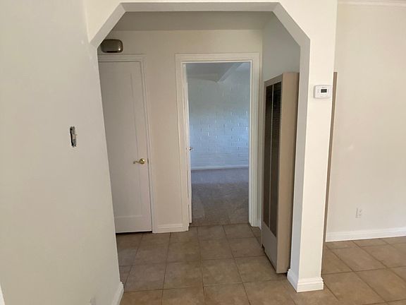 4th image of 1010 Granada St