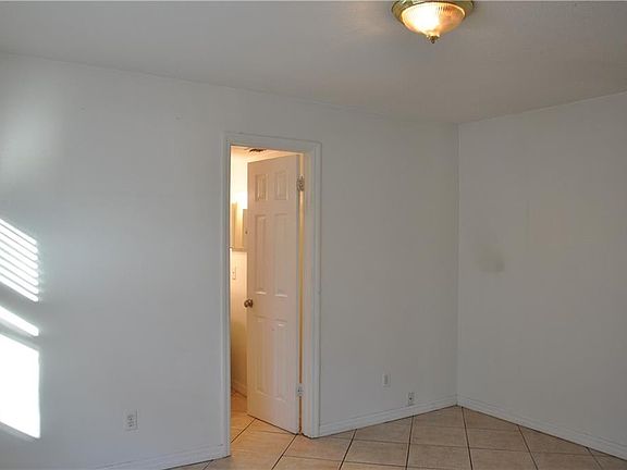5th image of 9313 N Edison Ave