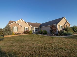 31256 Checotah Ln, Warrenton, MO 63383