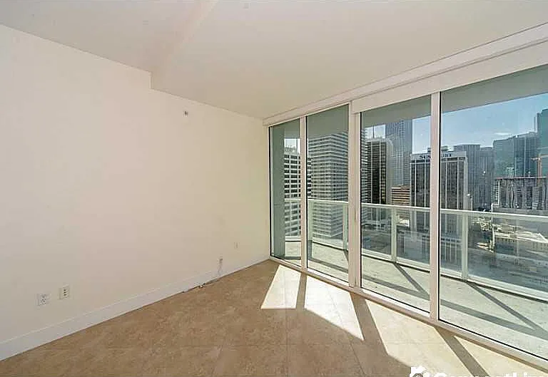 253 NE 2nd St #2710 — Photo 3