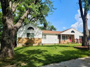 7205 Elm Dr, Atchison, KS 66002