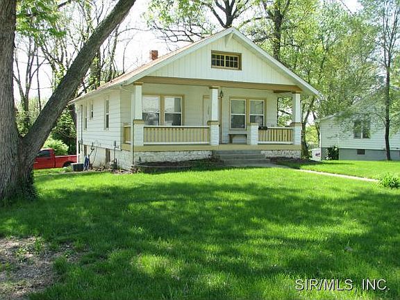 2nd image of 1301 Eberhart Ave