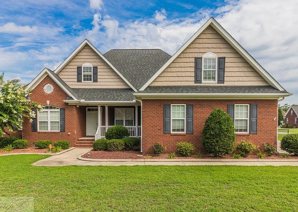 1st image of 205 Highwoods Dr