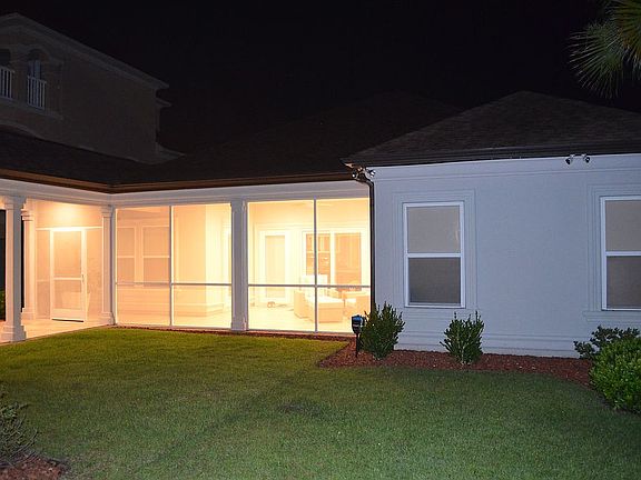 5th image of 841 Bluffview Dr