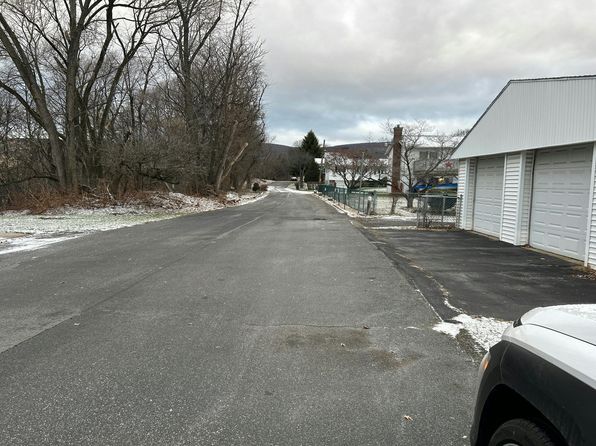 1600 Fellows St, Scranton, PA 18504
