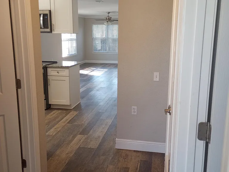 1153 Sweetbriar St — Photo 6