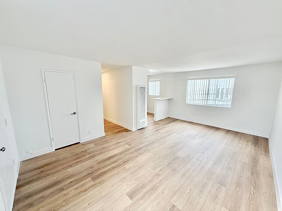 2nd image of 12766 Venice Blvd #215