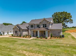 1006 Belle Terre Ln, Oxford, MS 38655