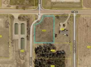 13950 Grander Ln NW, Kent City, MI 49330