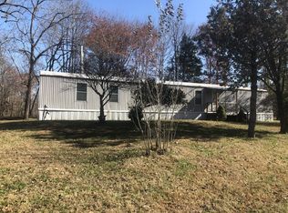 353 Haydenburg Rd, Whitleyville, TN 38588