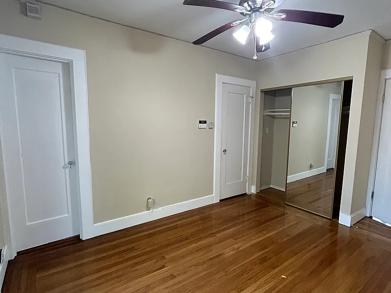 5271 Folsom Blvd — Photo 17