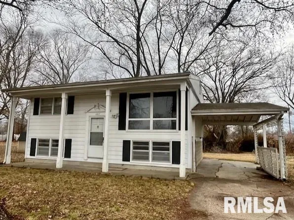 207 N Ash St, De Soto, IL 62924