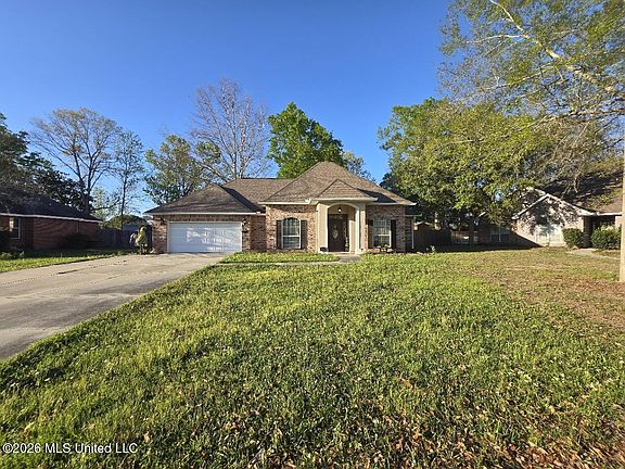 3rd image of 7021 Chinquapin Ct