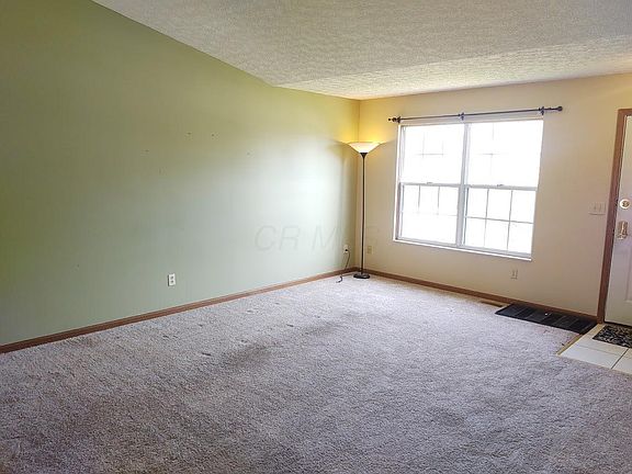 3rd image of 2264 Breeze Hill Dr