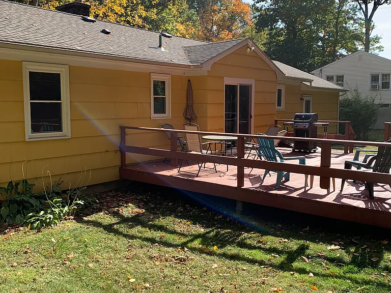 210 Todd Rd — Photo 2