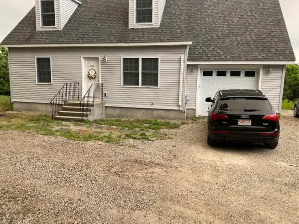60 Camp St, West Yarmouth, MA 02673