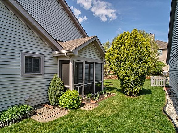 4th image of 6184 Winford Dr