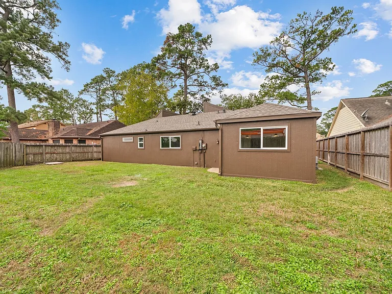 15034 Rose Valley Dr — Photo 36
