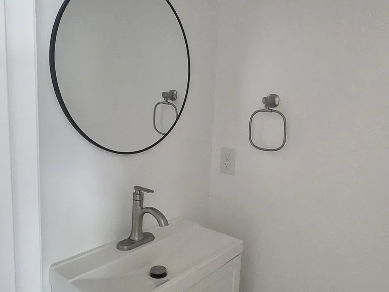 219 Mullican St #10-1 — Photo 4
