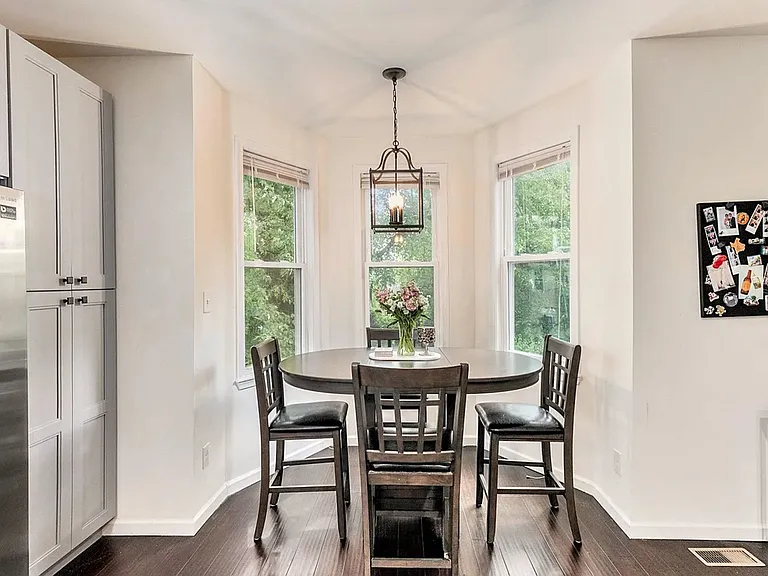 3604 Haywood St — Photo 12