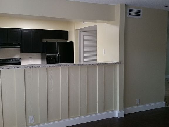 2nd image of 227 Crown Oaks Way