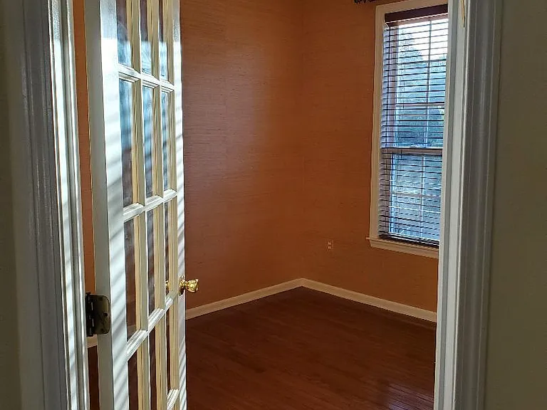 350 Bernard Dr #350 — Photo 15