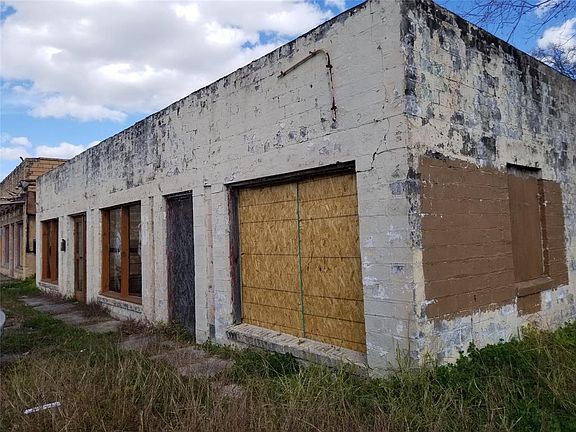 3rd image of 5111 Telephone Rd