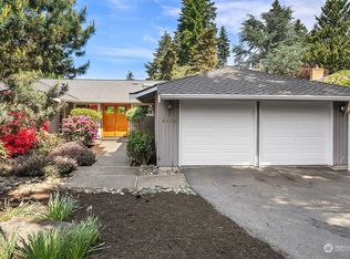 8370 SE 61st St, Mercer Island, WA