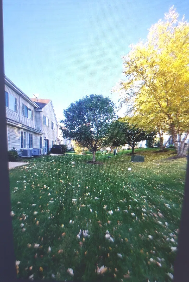 2 bed, 2.5 bath, 1468 sqft, $2,250 — Photo 4