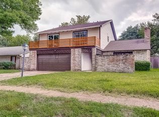 9318 Sanford Rd, Houston, TX 77031