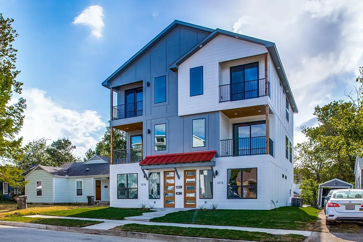 Building Photo - 3216 Forest Park Blvd