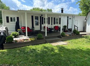 220 Greenbriar St #73, Elyria, OH 44035