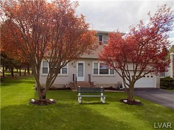 196 N 7th St, Easton, PA 18045