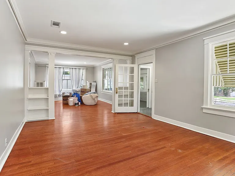 1739 Broadway St — Photo 1