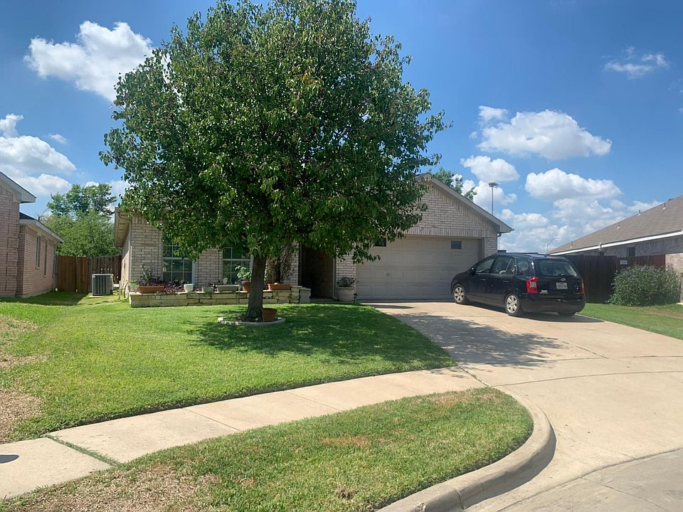 1st image of 2607 Carmen Dr