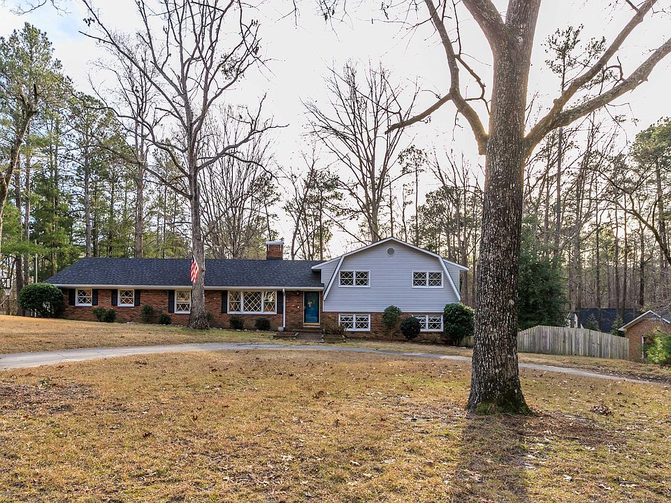 1st image of 125 Heather Ln