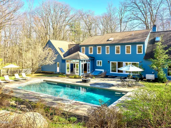 140 Beartown Mountain Rd, Monterey, MA 01245