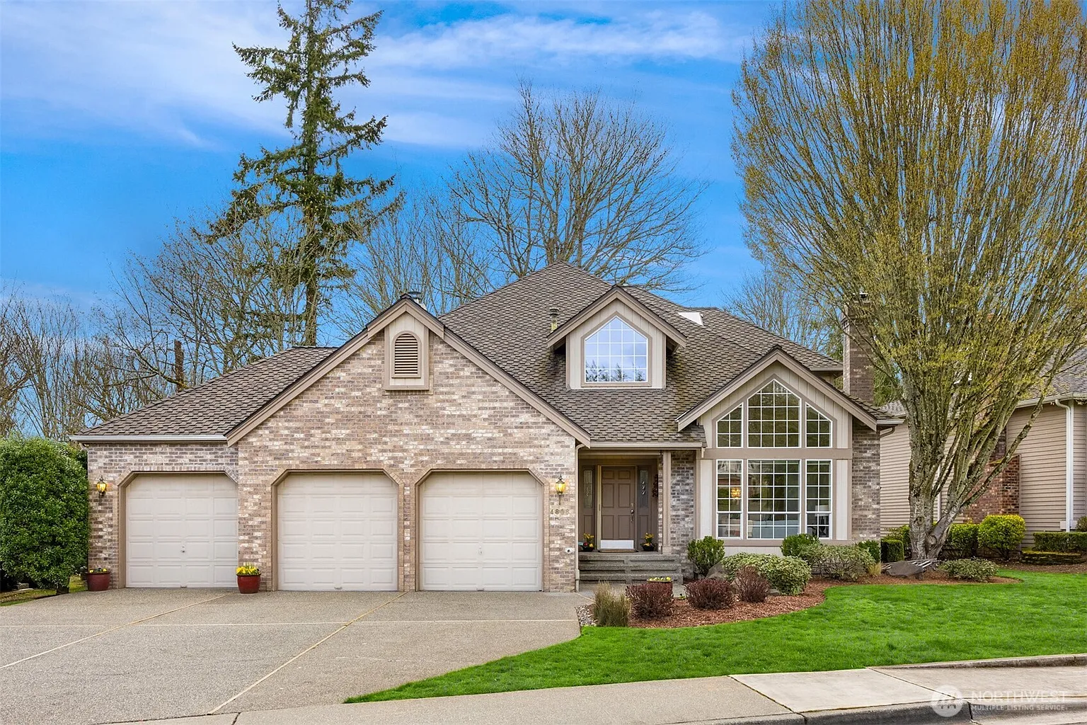 4806 192nd Drive NE photo 1
