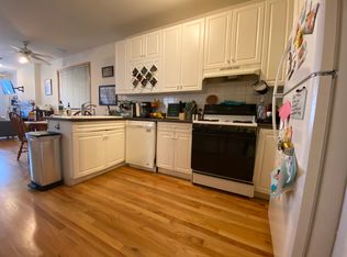 1513 W Cortez St #2, Chicago, IL 60642