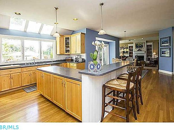 5th image of 5836 Heritage Lakes Dr
