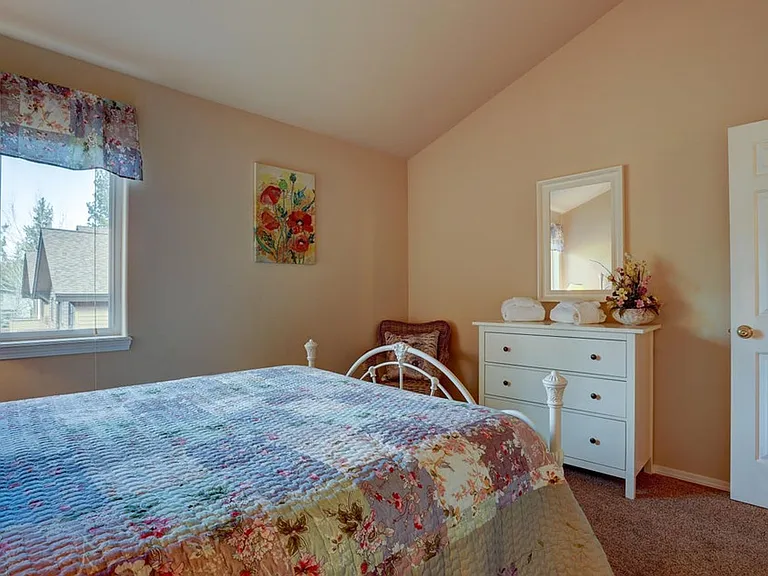 56858 Enterprise Dr — Photo 21